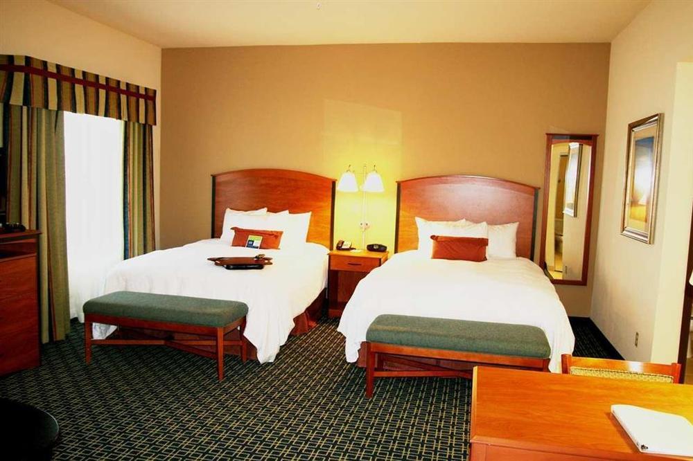 Hampton Inn & Suites לנצ'סטר חדר תמונה