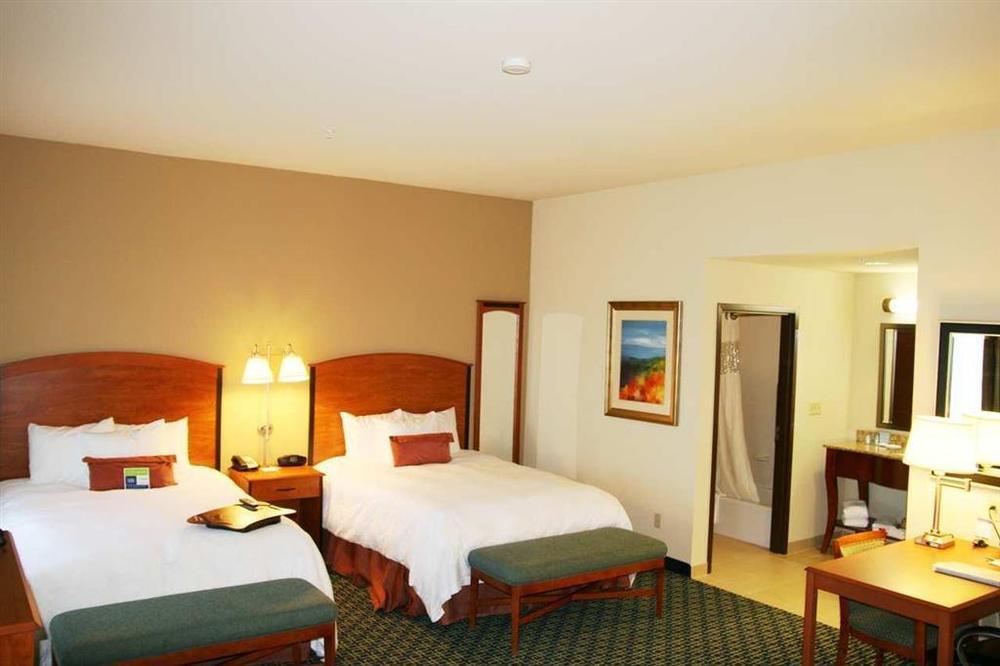 Hampton Inn & Suites לנצ'סטר חדר תמונה