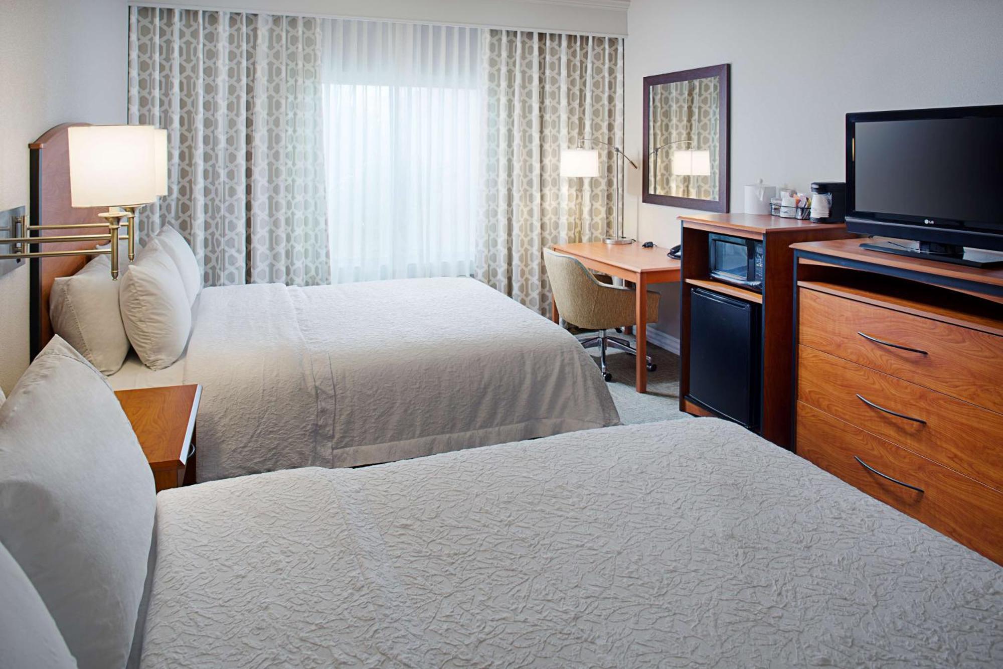 Hampton Inn & Suites לנצ'סטר מראה חיצוני תמונה