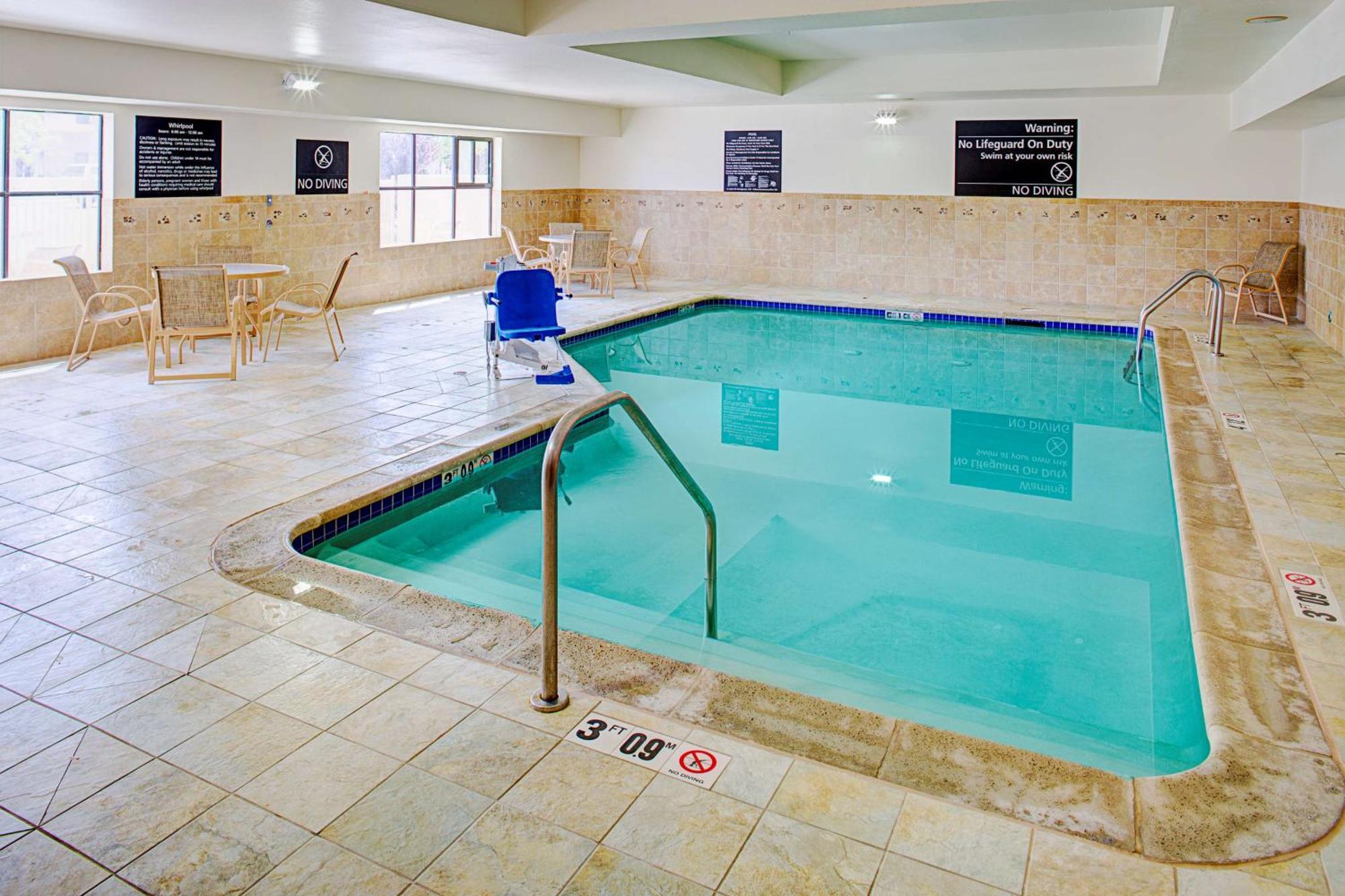 Hampton Inn & Suites לנצ'סטר מראה חיצוני תמונה
