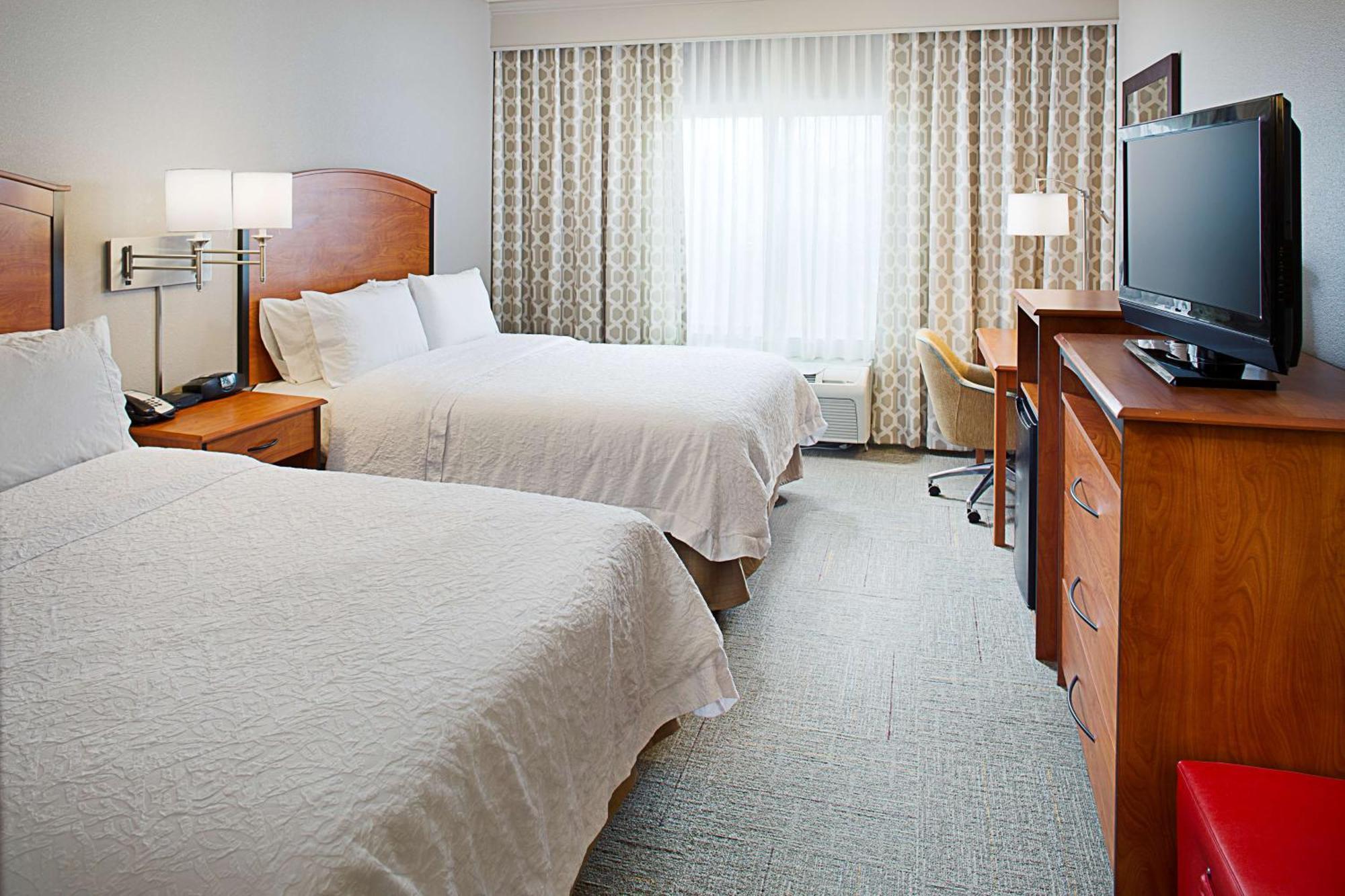 Hampton Inn & Suites לנצ'סטר מראה חיצוני תמונה