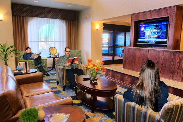 Hampton Inn & Suites לנצ'סטר מראה פנימי תמונה
