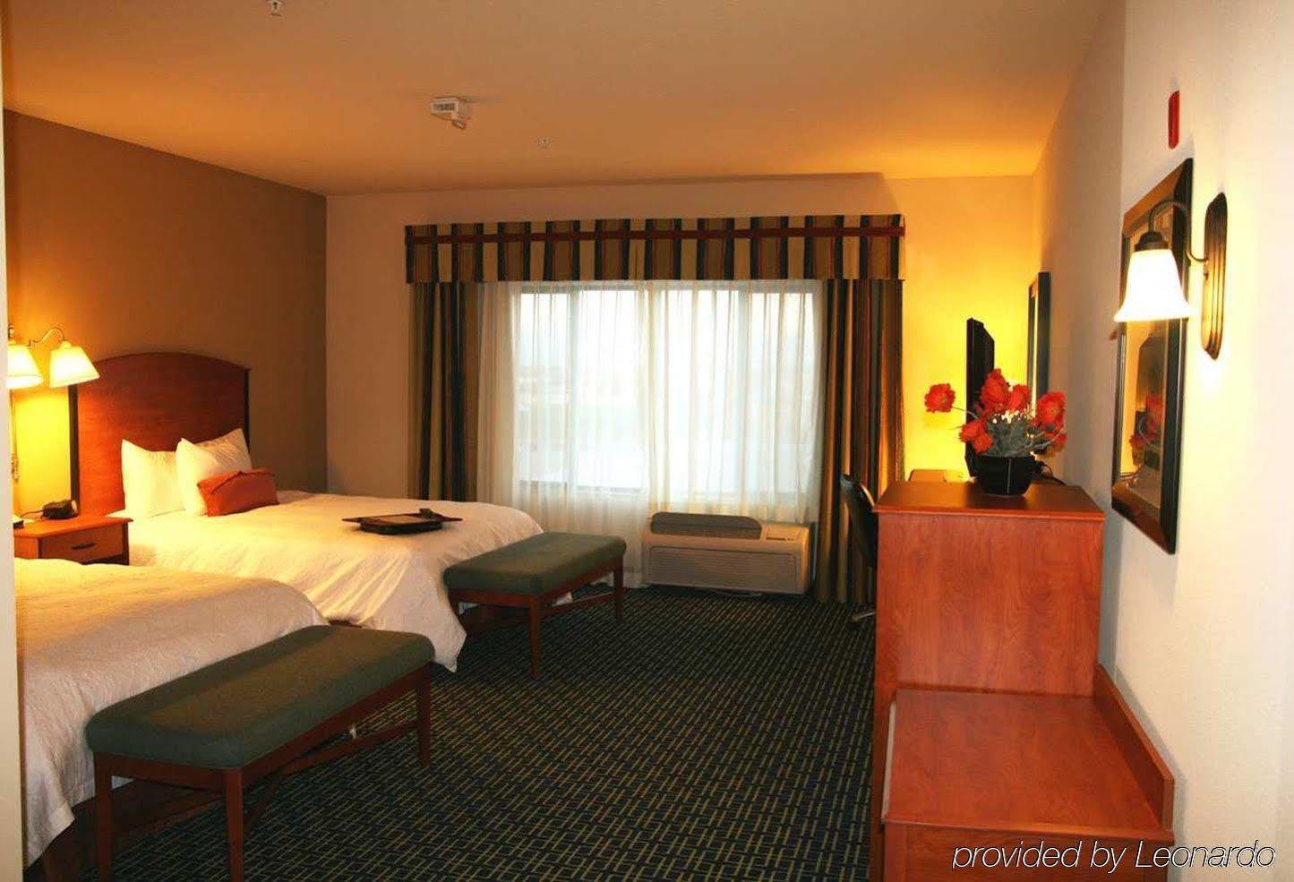 Hampton Inn & Suites לנצ'סטר חדר תמונה