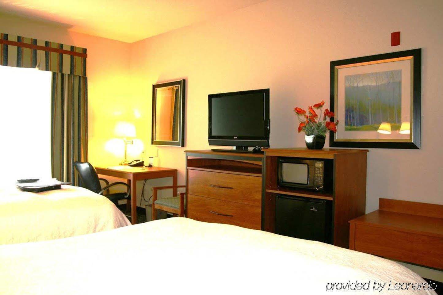 Hampton Inn & Suites לנצ'סטר חדר תמונה