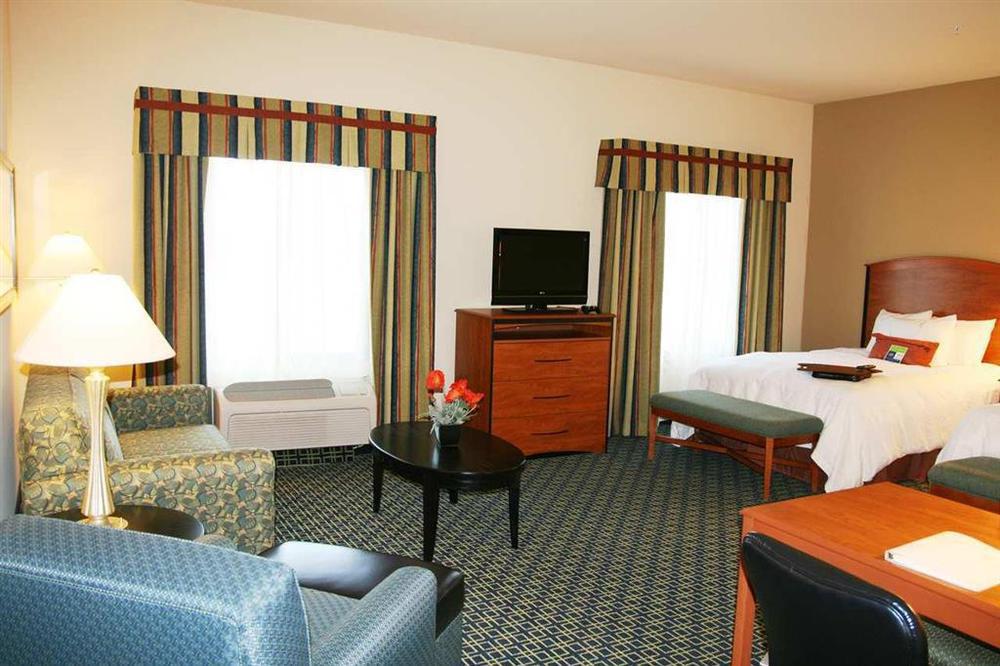 Hampton Inn & Suites לנצ'סטר מראה פנימי תמונה